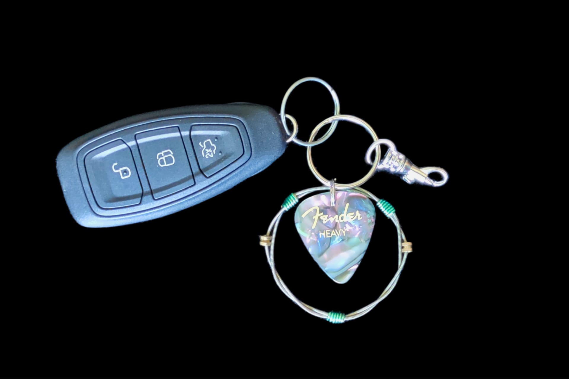 Fender "Marble" Guitar String Keychain - Image 3