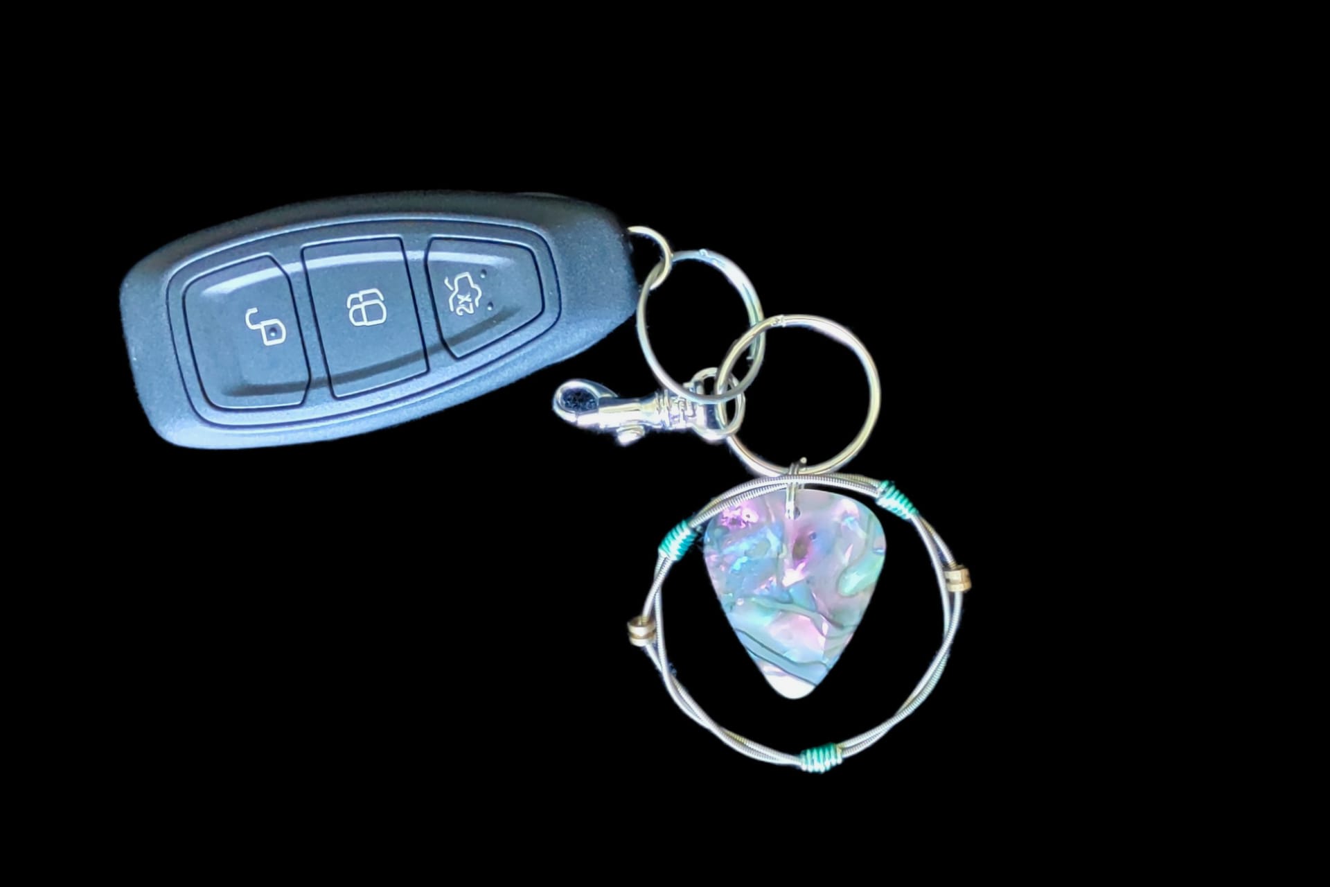Fender "Marble" Guitar String Keychain - Image 4