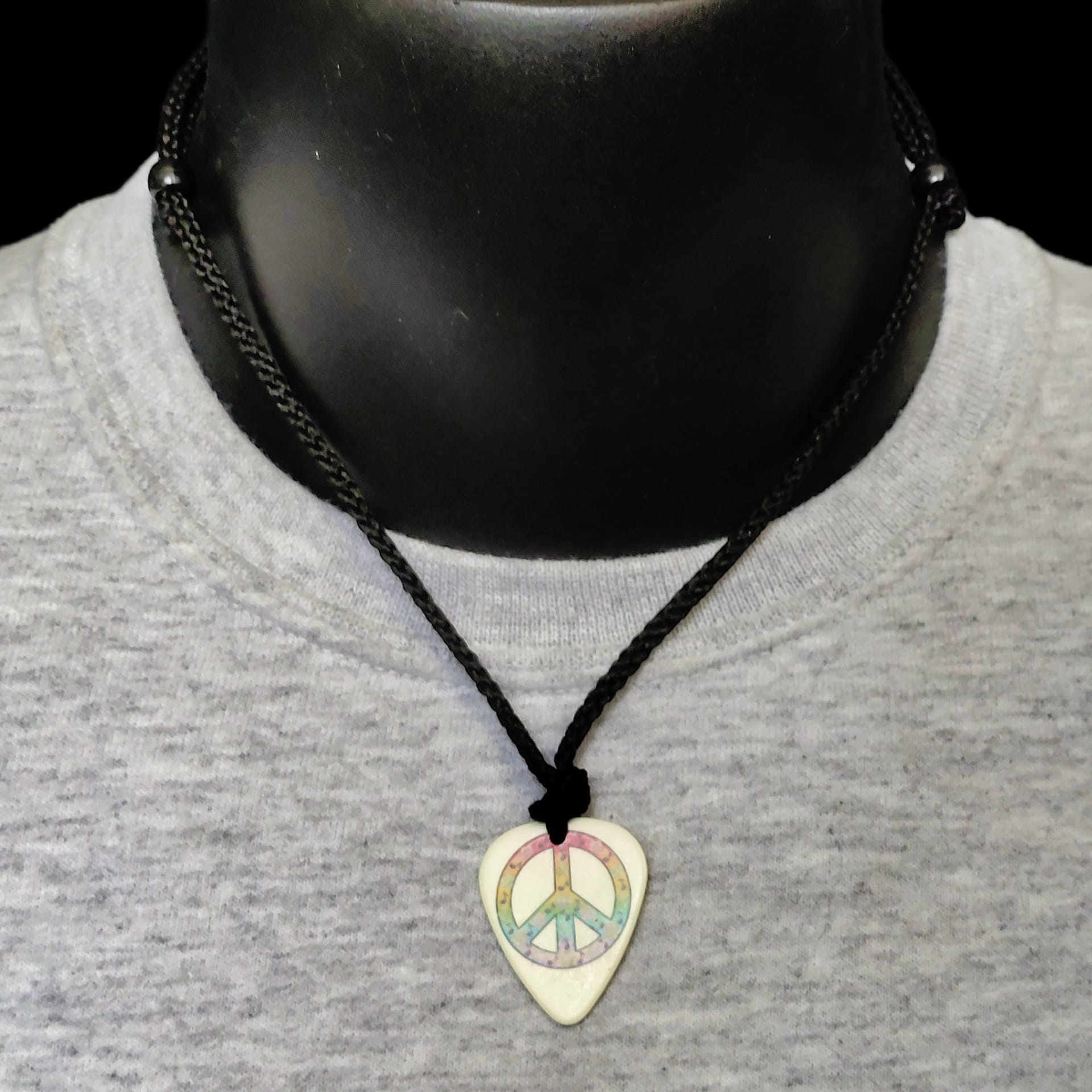 Peace sign adjustable guitar pick necklace - Image 4